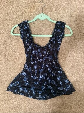 Melrose and Market Navy Lace Trim Velvet Top